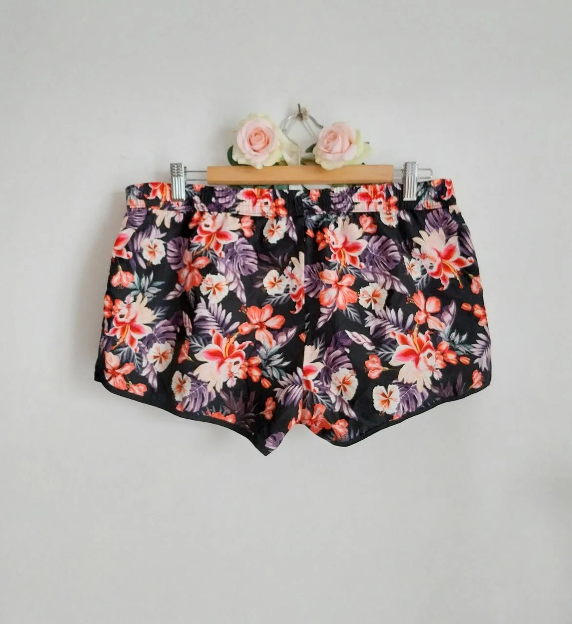 Bañador negro con flores tropicales Calzedonia Talla 42 – photo 5
